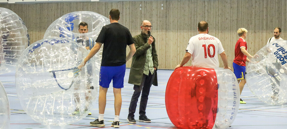 Sjå video frå boblefotballkampen